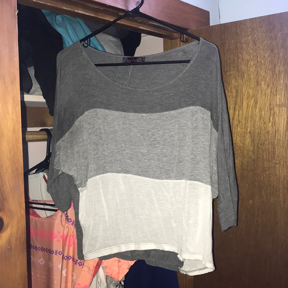 Three quarter length shirt